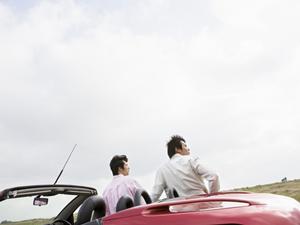 長年の研究と熟練の技術で愛車をキレイに